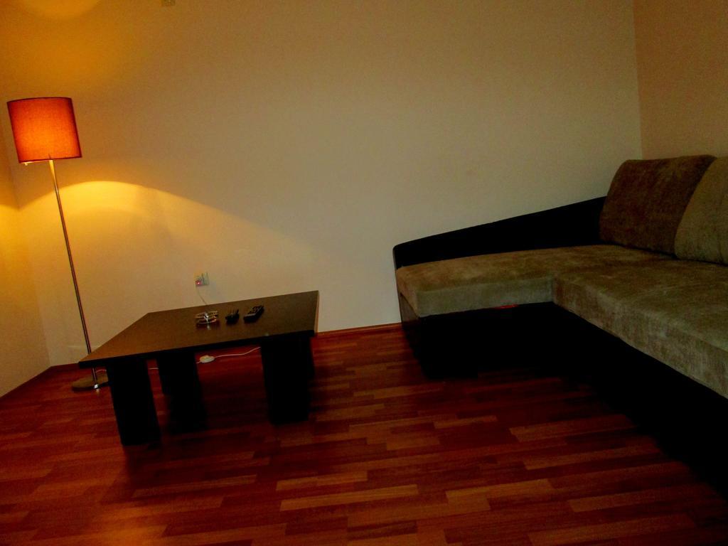 Max Comfort Hotel Kutaisi Rum bild